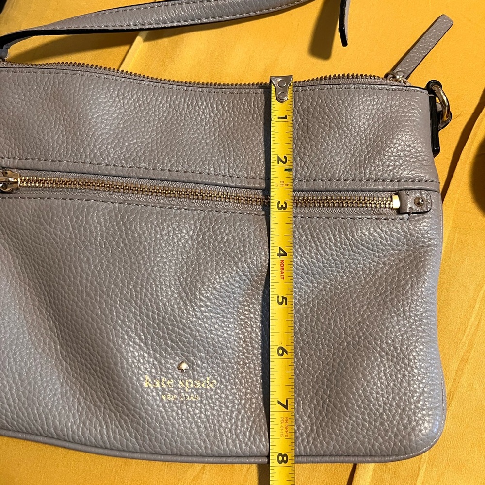 Kate Spade Light Gray Crossbody Bag - Picture 5 of 6